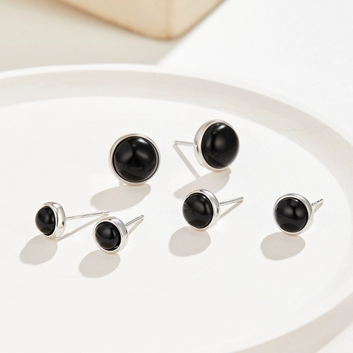 Минималистичные агатовые дизайнерские серьги, тренд сезона, легкий роскошный стиль