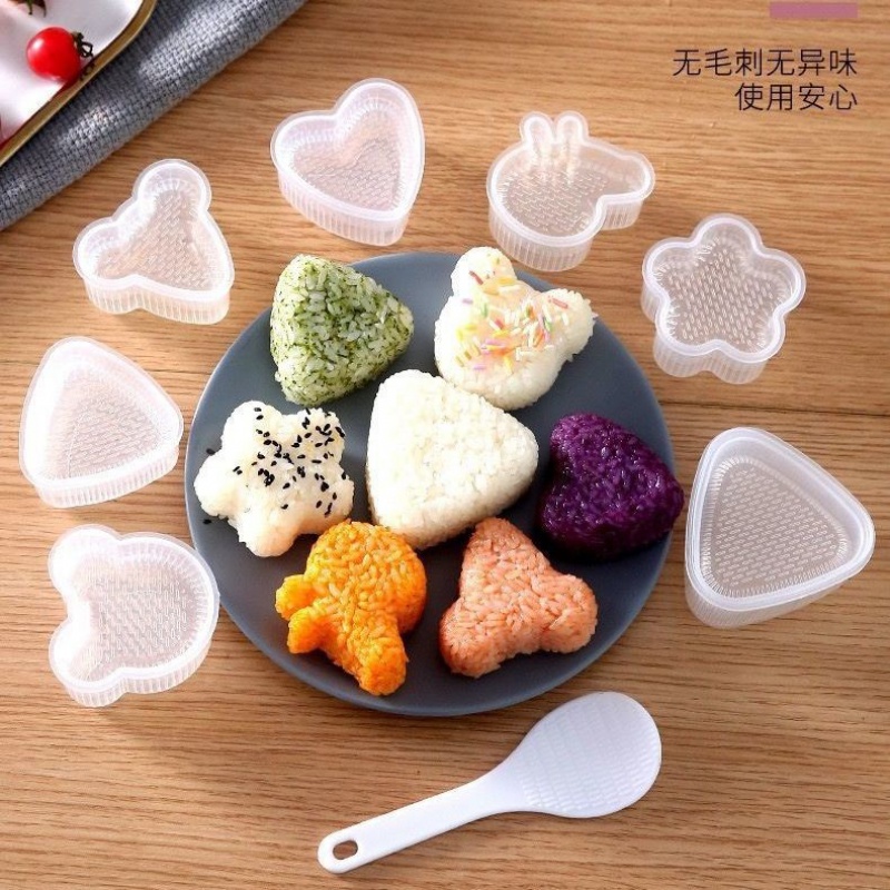 Japanese-style sushi mold suit sushi tool baby feeding artifacts and serve as seaweed triangle meal mold