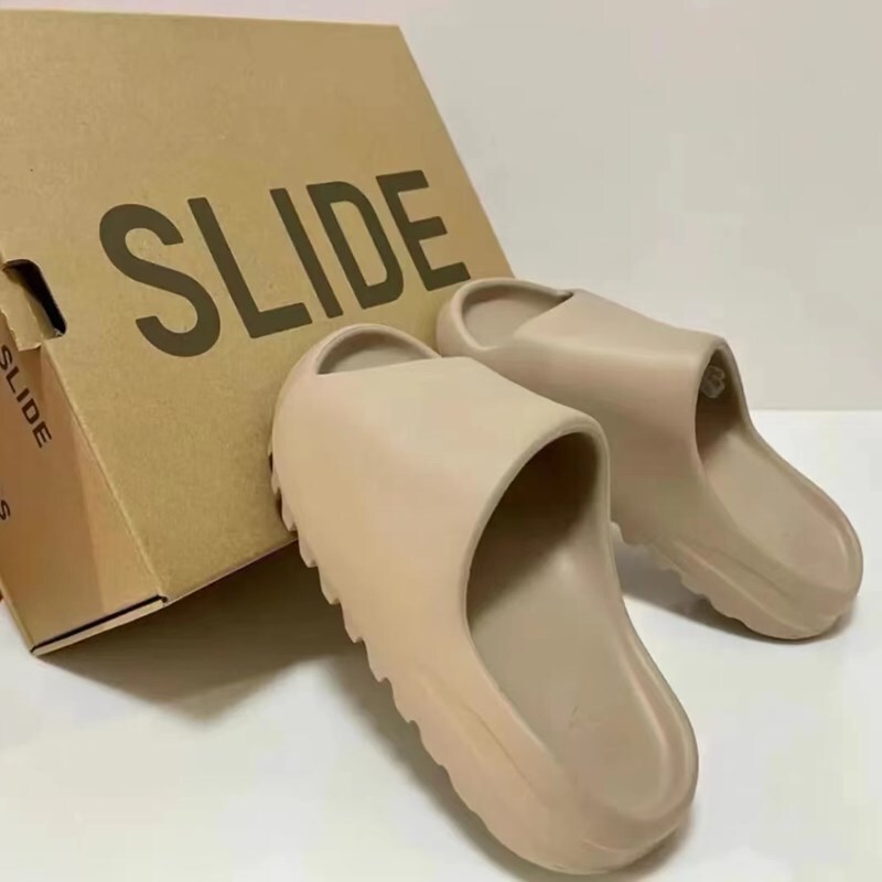 Kanye Warm Sand Coconut Slippers for Women, Outdoor Wear, Ins-Style, Super Soft, Summer Sports, Non-Slip, Couple-Friendly, Versatile, New Model