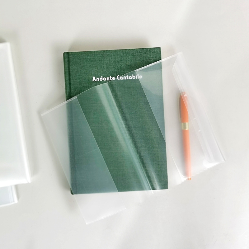 (universal transparent book 36k 36k 22k 22k 16k 16k 18K A4) active opp book cover book clothes primary school children start stationery pack textbooks sub-language English math book thickening -