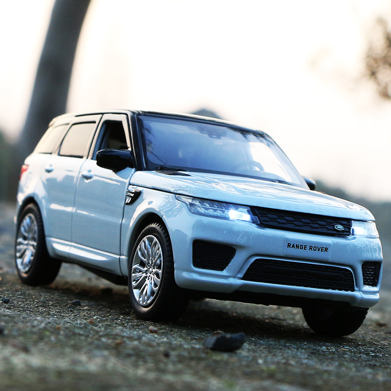 Land Rover Range Rover Sport 1:32 alloy car model sound and light pull back boy toy car simulation car model ornaments