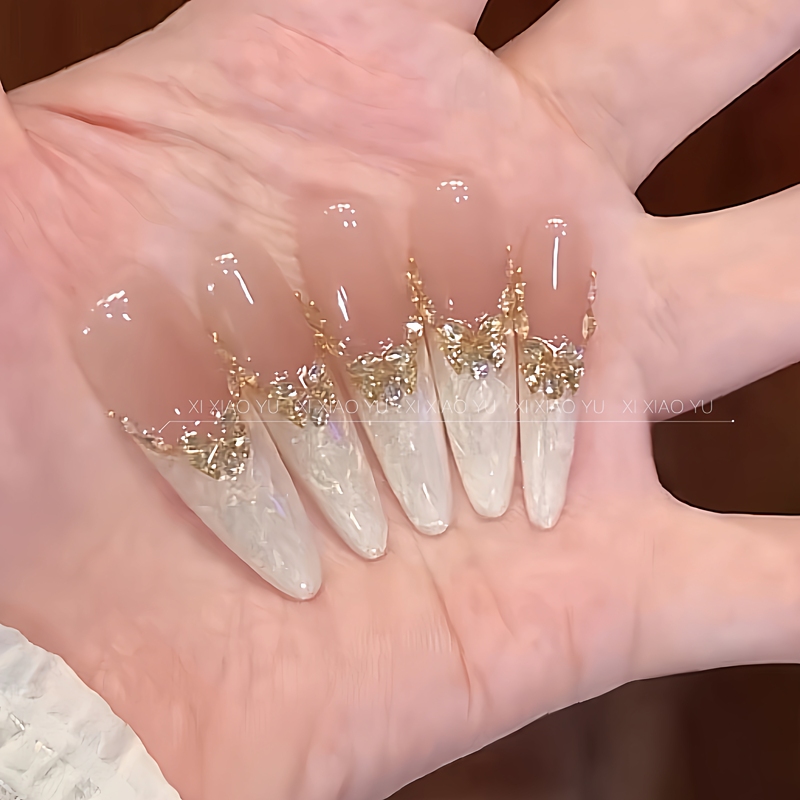 【Cloud Flower Wedding】Mother-Of-Pearl Spiral French Pearl Champagne Crushed Diamond Dazzling Temperament-Enhancing Pure Handmade Wearable Nails
