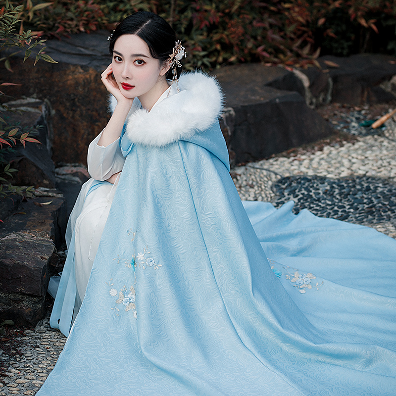 Blue Cape Hanfu for Women, Chinese Style Autumn and Winter Fur Collar Coat, Ancient Costume, Traditional Shawl, Winter Clothing