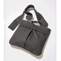 Japan direct mail PUBLIC TOKYO mens yorozu cooperation anti-scratch and durable helmet bag can hold batteries