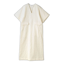 Japan direct mail BEAUTYYOUTH UNITED ARROWS V-neck embossed dress 16261374441