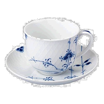 Japan Direct Mail (Japan Direct Mail) Royal Copenhagen Palm Tang Grass Cup and Tea Saucer Suit 240ml