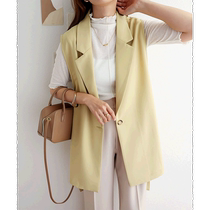 (Direct mail from Japan)And Me And Me Womens Vest Vest Yellow Button Fashion Simple Casual