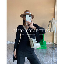 Clearance to pick up the fine style custom hardware decoration designer produced split slim V-neck knitwear women