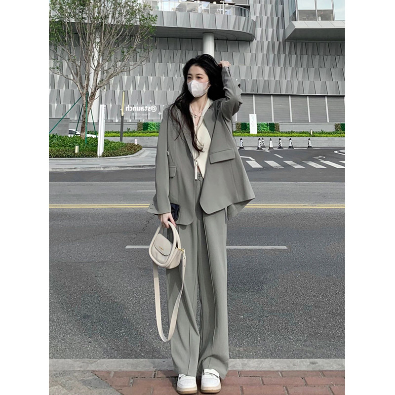 Autumn Clothing 2023 New Superior Sense Lukewarm Fashion Women Clothing Casual Fashion Slimy Green Suit Two Suits-Taobao