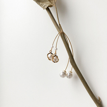 Advanced Sensation Earrings 2020 New Pearl Earrings Style Retro web Red earbuds front and back with ear clips without earbuds