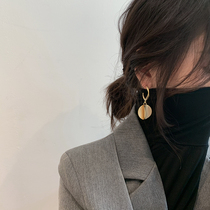 Chaos store retro exaggerated autumn and winter earrings 2021 New Tide advanced earrings ear clip female earring ear clip female earless hole