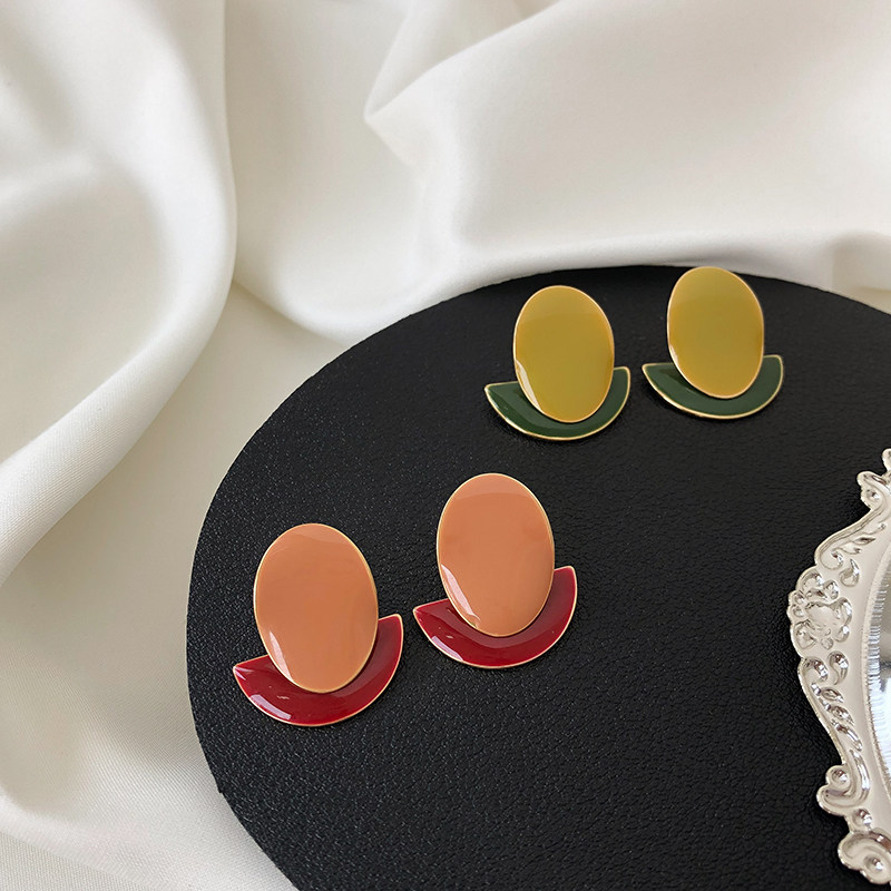 Retro Contrast earrings 2021 New Tide Net red design sense ear needle niche earrings ear clip female earless ear hole