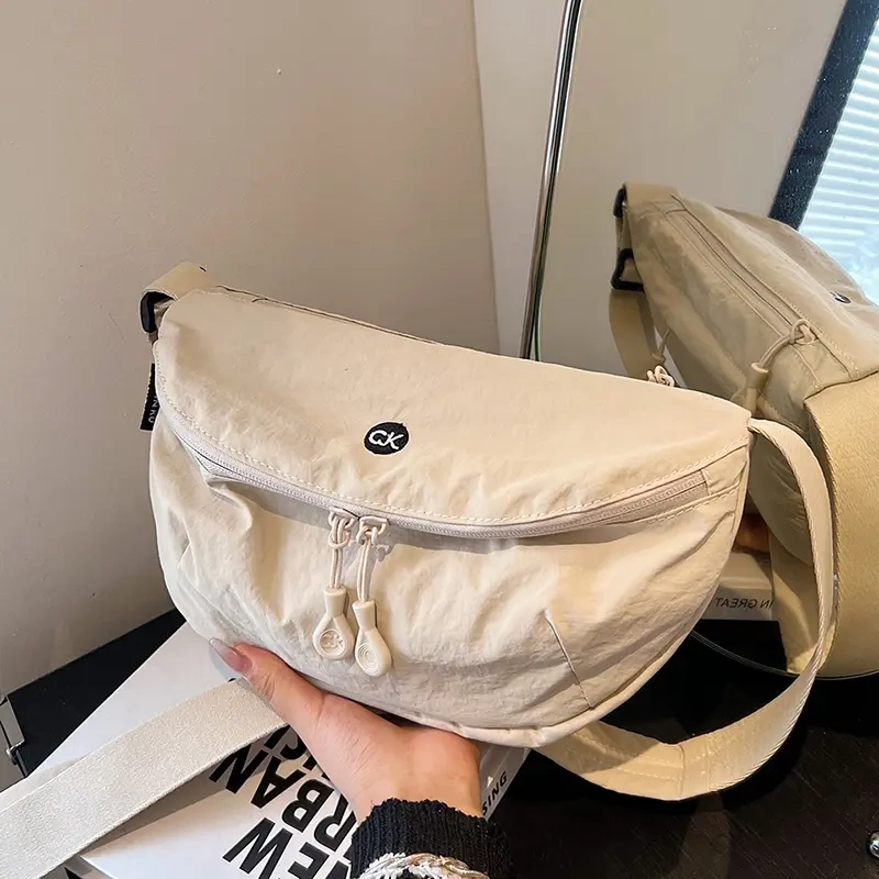 Japanese-Style Ultra-Light Water-Repellent Oxford Cloth Bag, Unisex Versatile Shoulder Crossbody Bag, Nylon Lightweight Practical Saddle Bag