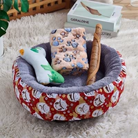 Красный коврик, одеяло, на удачу