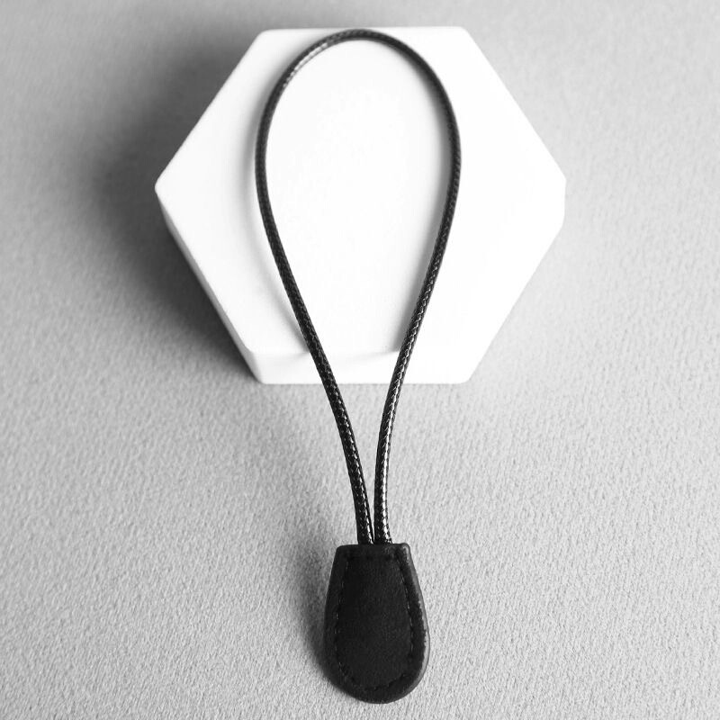 Car Keychain Suede Leather Key Strap Simple Lanyard Anti-Lost Key Wrist Strap Light Luxury Motorcycle Key Strap Car Keychain Suede Leather Key Strap Simple Lanyard Anti-Lost Key Wrist Strap Light Luxury Motorcycle Key Strap