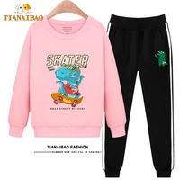 YW Pink 362 Blue Dragon играет в скейтборд + CK Black 362 Blue Dragon, играющий на скейтборде