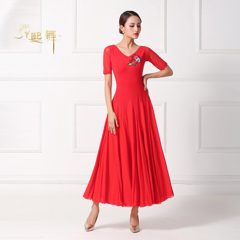 Social dance dress square dance skirt performance costume female middle-aged and elderly new modern dance big dress dance