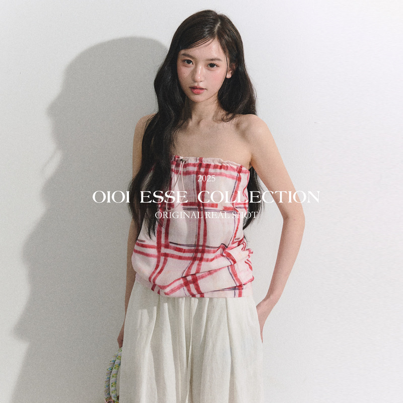 Oioi Esse/ "Mist Rose's Rhythm" Early Spring Series Vintage Hand-Painted Printed Red Plaid Tube Top for Women Oioi Esse/ "Mist Rose's Rhythm" Early Spring Series Vintage Hand-Painted Printed Red Plaid Tube Top for Women