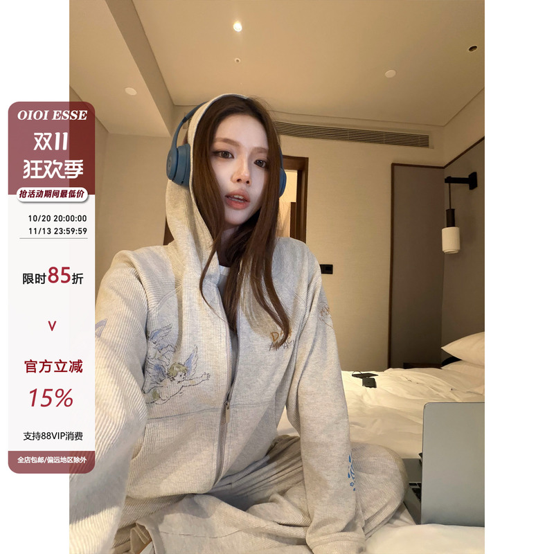 Oioi Esse｜Waffle Print Suit for Women, Autumn and Winter Graffiti Sweatshirt Jacket/Casual Pants Trousers