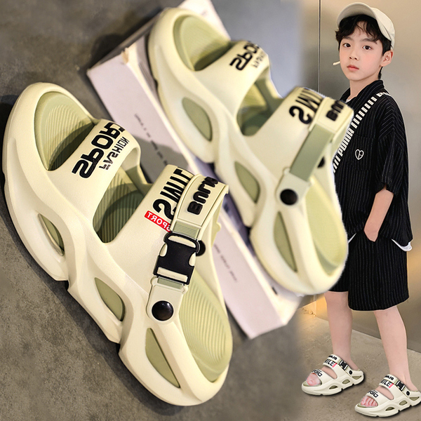 Boys' Sandals Summer 2026 New Model for Children Aged 7-12, Plastic Water Shoes for Boys, Quick-Dry Beach Shoes for 16-Year-Olds