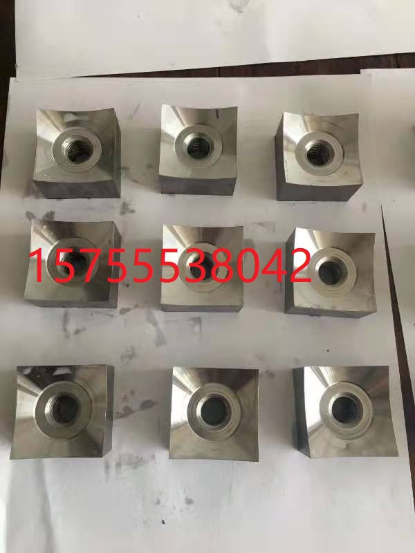 Single-axis ripping machine blade D2 blade D2 H13 DC53 DC53 ripping machine blade ripping machine turning knife 40x40 block