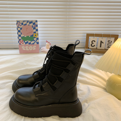 taobao agent Martens, black universal demi-season low boots English style platform, British style, 2022 collection