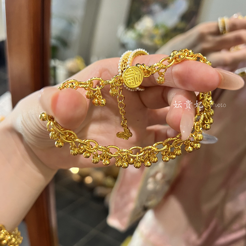 Gold Store's Same Style Ancient Gold-Plated Butterfly Bracelet, Light Luxury, Niche, High-End Feel, Pumpkin-Shaped Hand Accessory for Women Gold Store's Same Style Ancient Gold-Plated Butterfly Bracelet, Light Luxury, Niche, High-End Feel, Pumpkin-Shaped Hand Accessory for Women