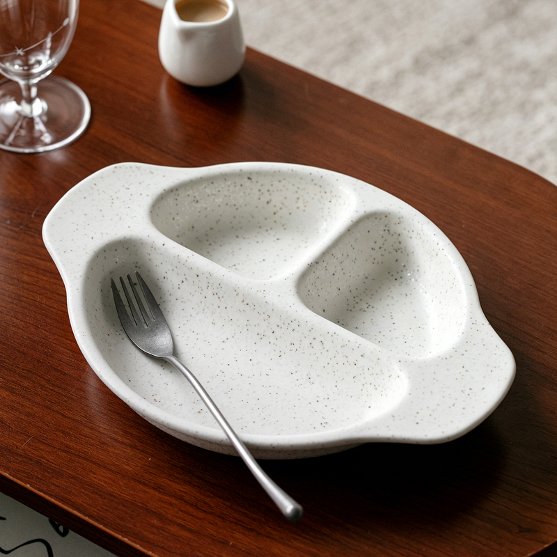 Yishu Simple Microwaveable Sesame Dot Ceramic Divided Plate for Exercise, Weight Loss, and Light Meals, Three-Compartment Tableware Yishu Simple Microwaveable Sesame Dot Ceramic Divided Plate for Exercise, Weight Loss, and Light Meals, Three-Compartment Tableware