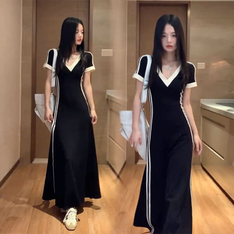 Casual, Fashionable V-Neck Contrasting Color Dress for Women 2026 New Summer Style Slimming Look Elegant A-Line Long Skirt Casual, Fashionable V-Neck Contrasting Color Dress for Women 2026 New Summer Style Slimming Look Elegant A-Line Long Skirt