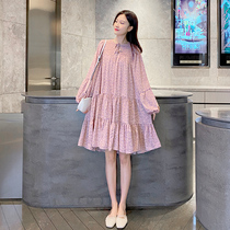 Pregnant womens spring clothing dress dress 2022 Fashion suit Spring and autumn deposit Net Red Ocean Gas Aging Out Hot Mother Two Sets Tide