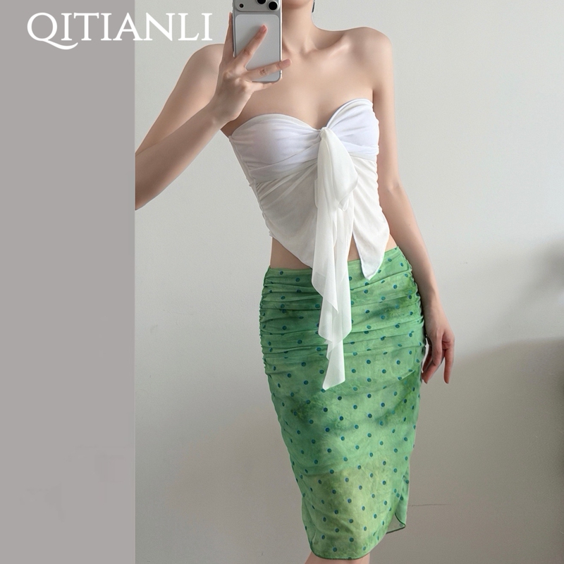 Women's New Style Swimsuit with a High-End Feel, Pure Desire, Sexy Vacation Style, Beach Tube Top Bikini Three-Piece Set for Hot Springs