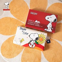 Snoopy Children's Latex Pillow Natural Thailand Imported from 3 Years Old and Over 6 Years Old