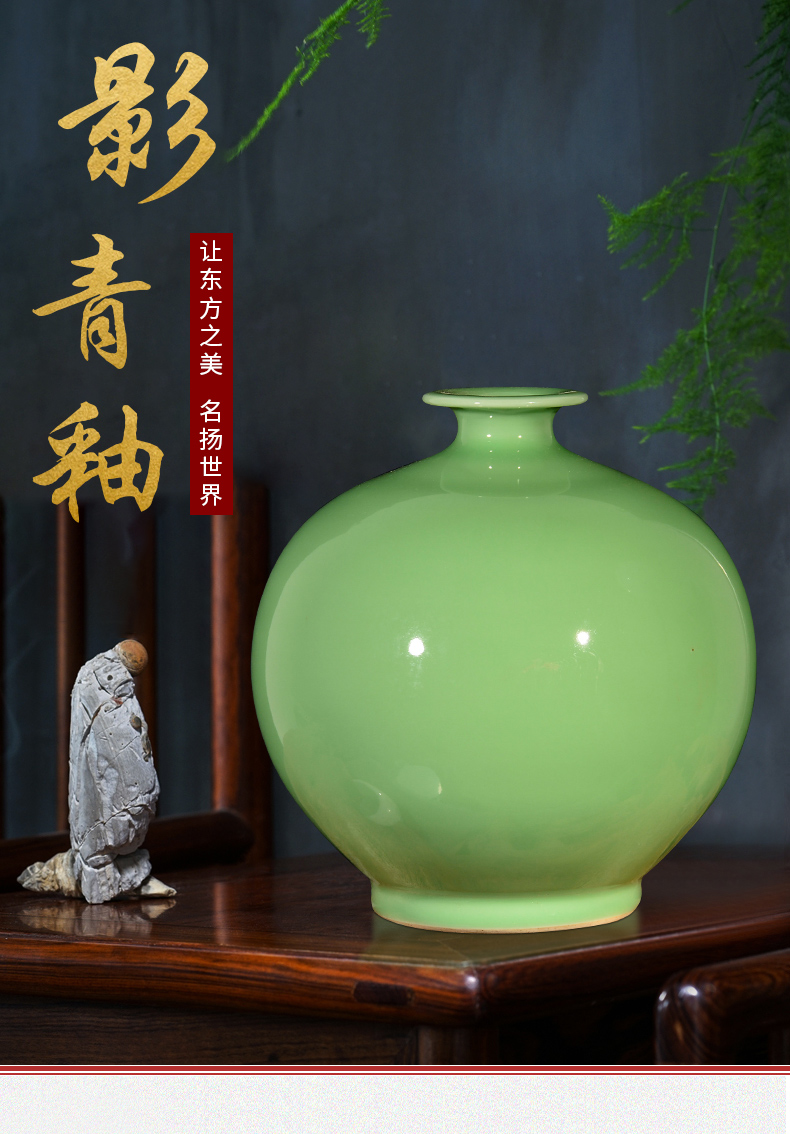 Jingdezhen ceramics antique green glaze ears vases, flower arranging Chinese style classical home sitting room adornment is placed