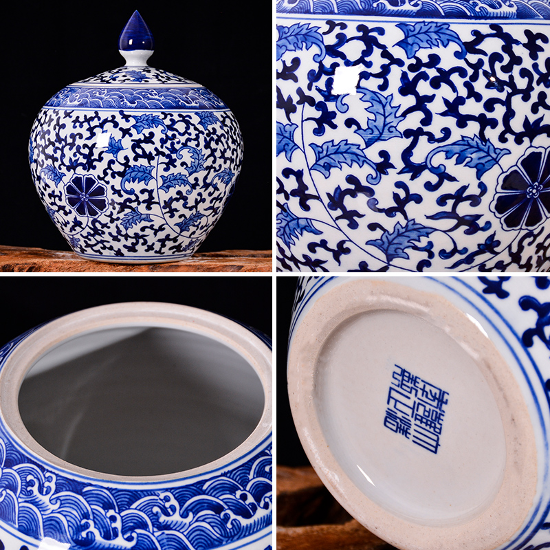 Jingdezhen ceramics pu 'er tea pot with cover seal Chinese blue and white porcelain decoration furnishing articles large sitting room