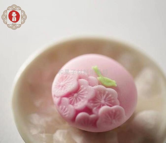 Spot Japan and fruit with wood molds and sureds tools one thousand plum plate quadrud plate red leaf plate 