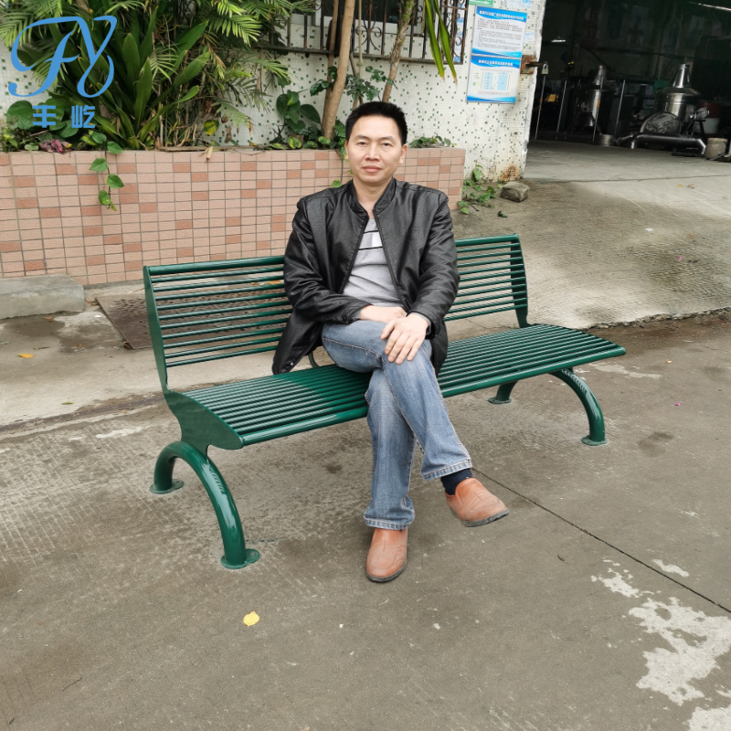 Customized park chair modern minimalist wrought iron leisure chair outdoor garden high-quality backrest outdoor long waiting chair