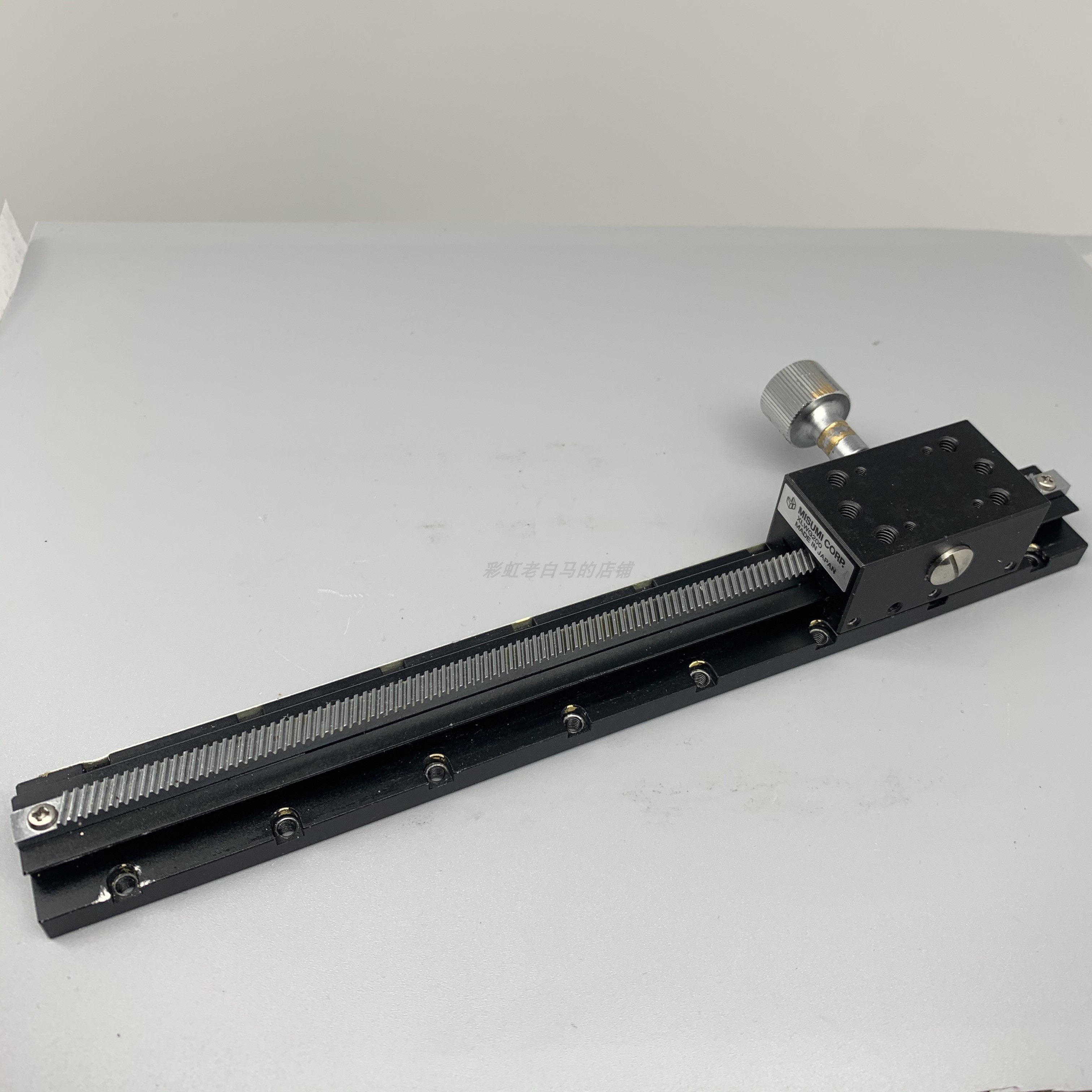 Dovetail groove sliding table Manual X axis mobile platform Straight sliding table Miathi XLWG200 stroke 200mm