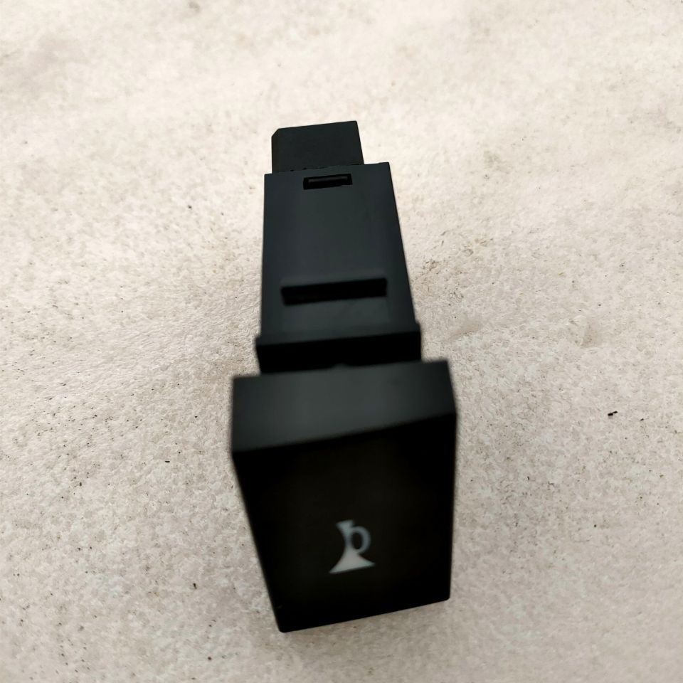 Five Signs Olchi A1A2 A1A2 A3 A3 D5 V3 V3 Horn Switch Horn Transfer Switch