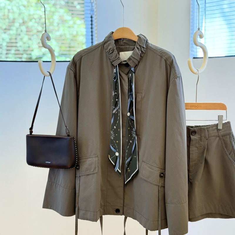 Xin Zhilei's Same Style Yoe Designer Model 2026 Early Autumn New Casual Workwear-Style Short Jacket with a Bow Tie Collar