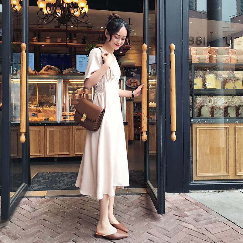 French niche very fairy dress 2021 new popular spring and summer waist skirt V-neck temperament long skirt Hepburn