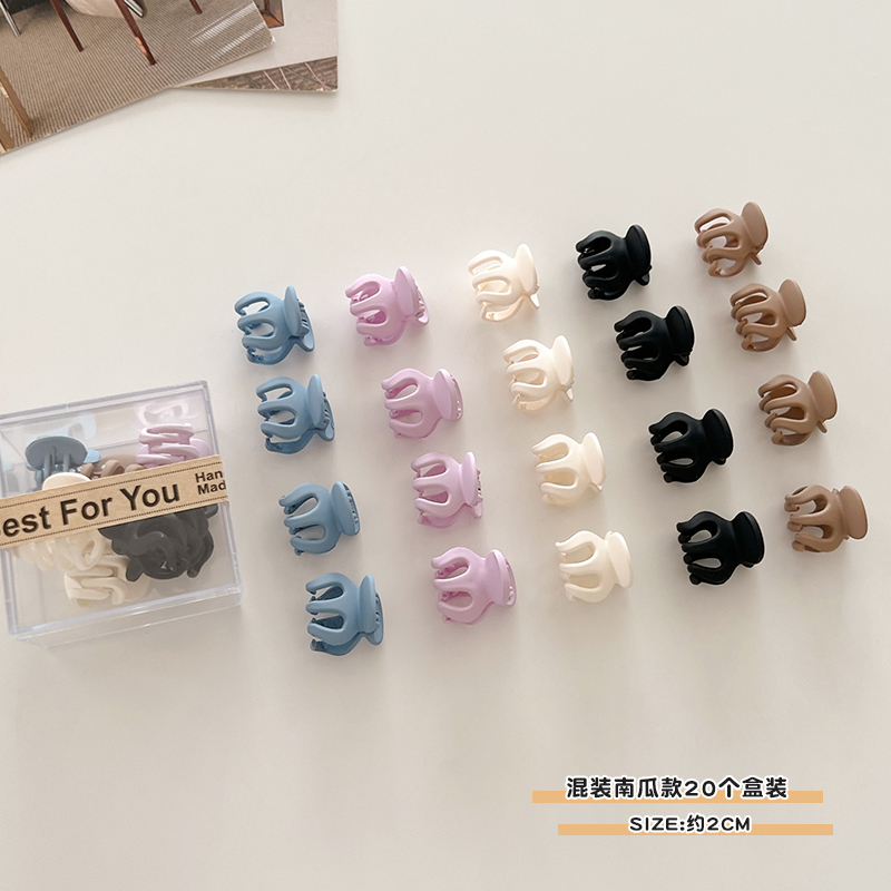 images 43:The small number Liu Hai scratched the hair jewelry on the side of the hairpin 2023 new princess head shredded hair jacket head hairpin