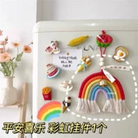 Цветочные радуги висят украшения, чтобы отправить липкие крючки