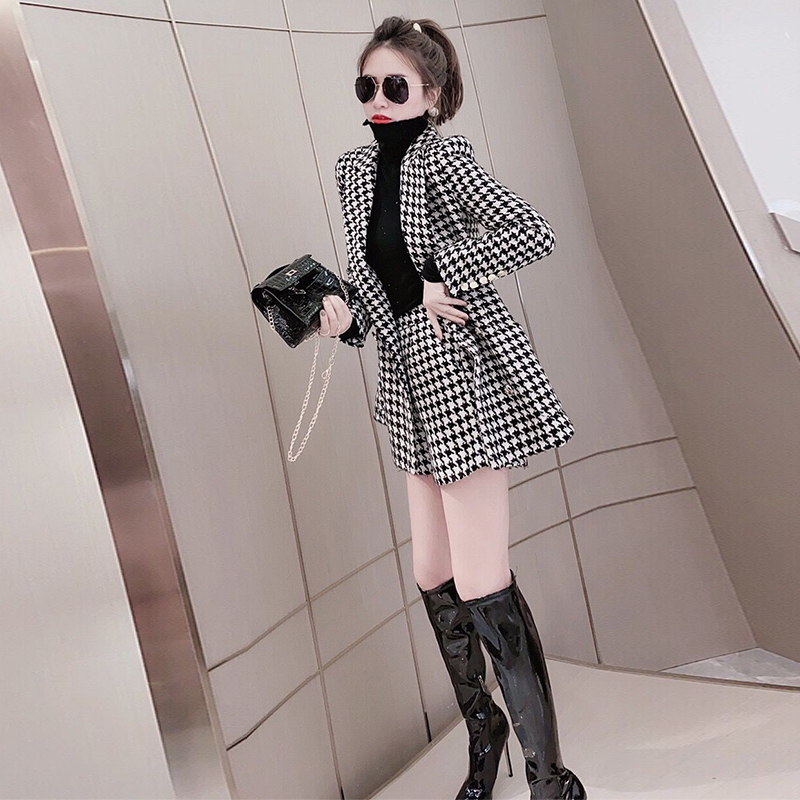  L+Suit, set  