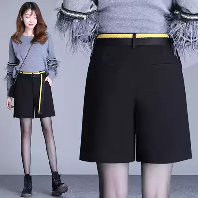 2020 new high-waisted shorts women's autumn and winter hairy Korean version of a-shaped loose wear five-point black wide pants boots