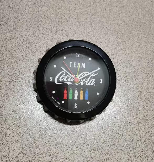 Coca-Cola small alarm clock to hang up the surrounding collection