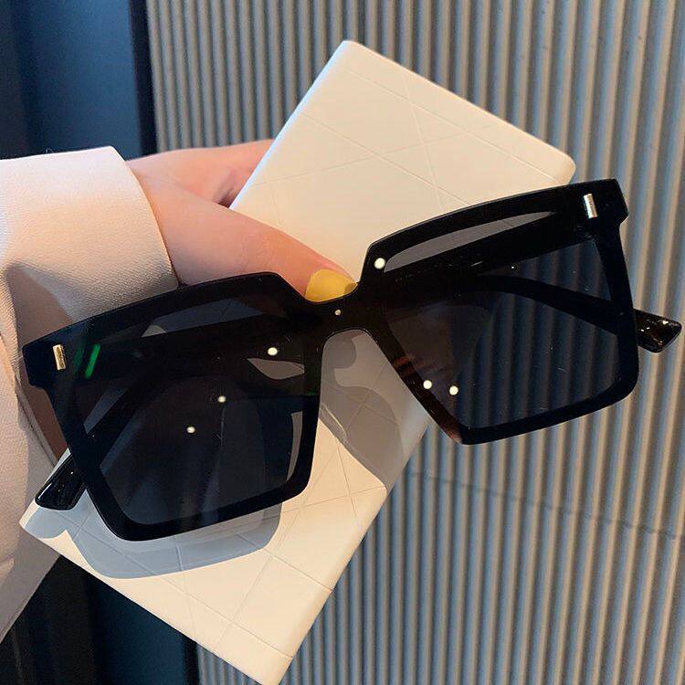 2022 new Summer Fashion Street 2022 Personality Sunglasses Male Korean version Tide Sun Protection Against UV Sun Glasses Women