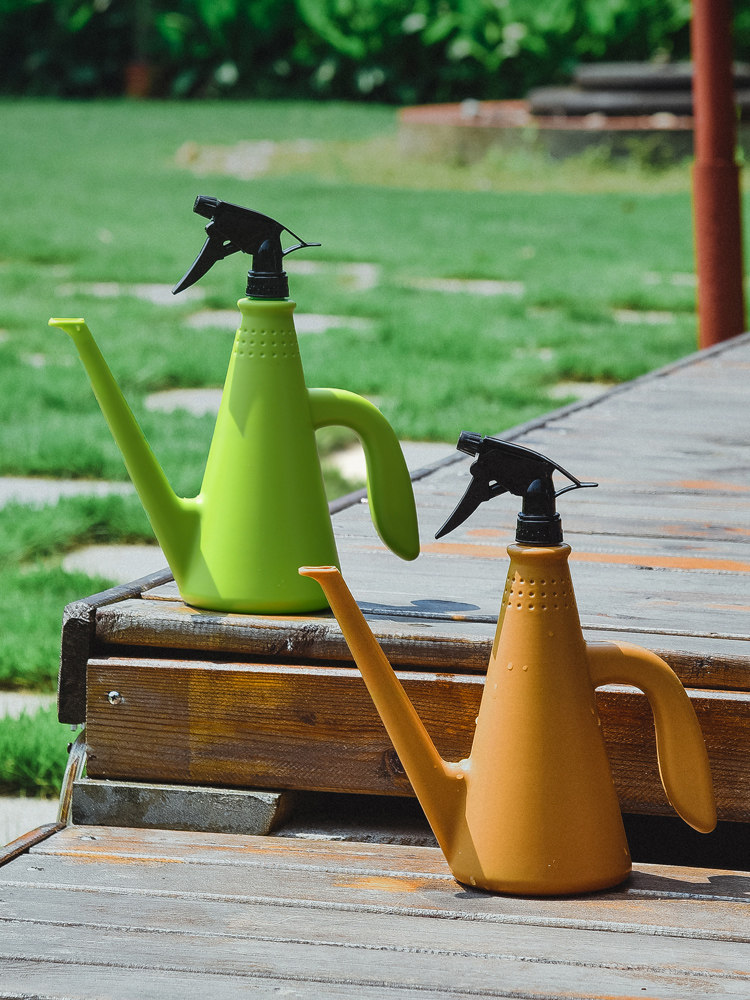 Plastic Spray Pot Watering Flowers Home Trumpet Spray Bottle Watering Bottle Watering Pot Watering Pot Indoor Watering Multifunction