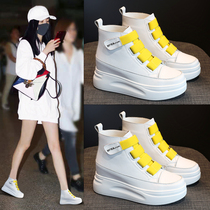 Inside heightening small white shoes women 2022 spring new 100 hitch genuine leather 8cm spring style high help thick bottom casual single shoes