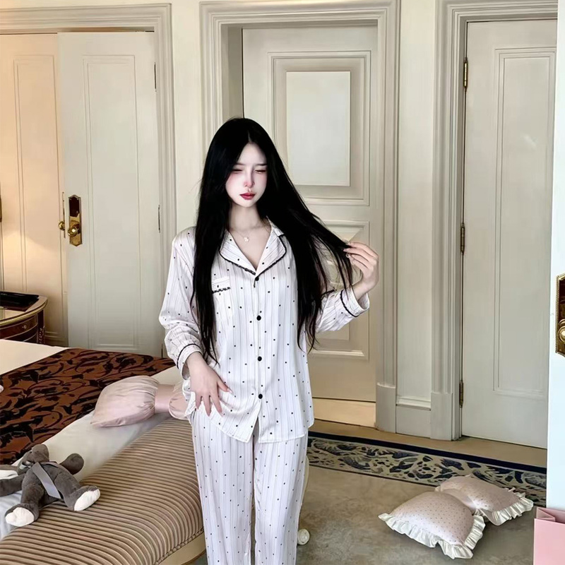 High-End Pink Striped Ice Silk Pajamas for Women 2026 New Autum Long-Sleeved Lace Polka Dot Home Wear Set High-End Pink Striped Ice Silk Pajamas for Women 2026 New Autum Long-Sleeved Lace Polka Dot Home Wear Set