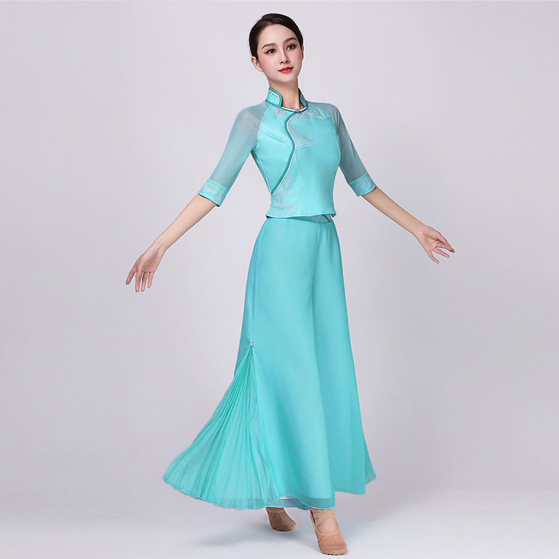 Shengjia Zhu Jiejing's Original Embroidered and Improved Long Version of the Spring Festival Dance Performance Costume for Children, Featuring a Clear and Flowing Design Shengjia Zhu Jiejing's Original Embroidered and Improved Long Version of the Spring Festival Dance Performance Costume for Children, Featuring a Clear and Flowing Design